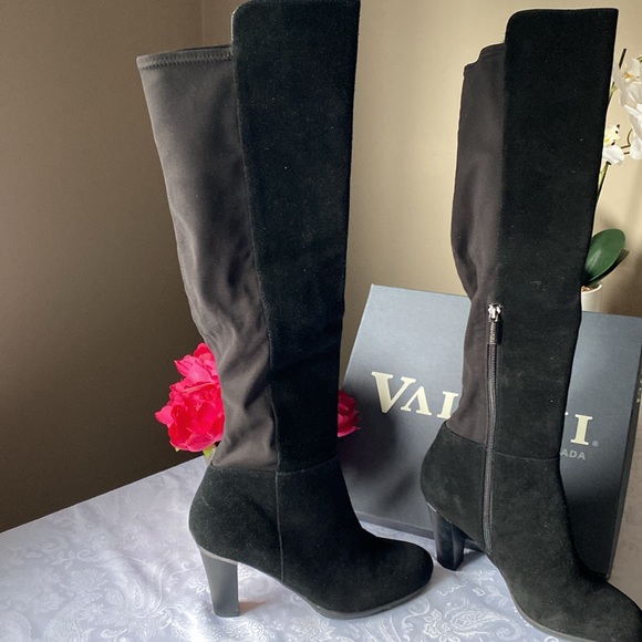 Valdini water proof suede boots - Picture 4 of 7